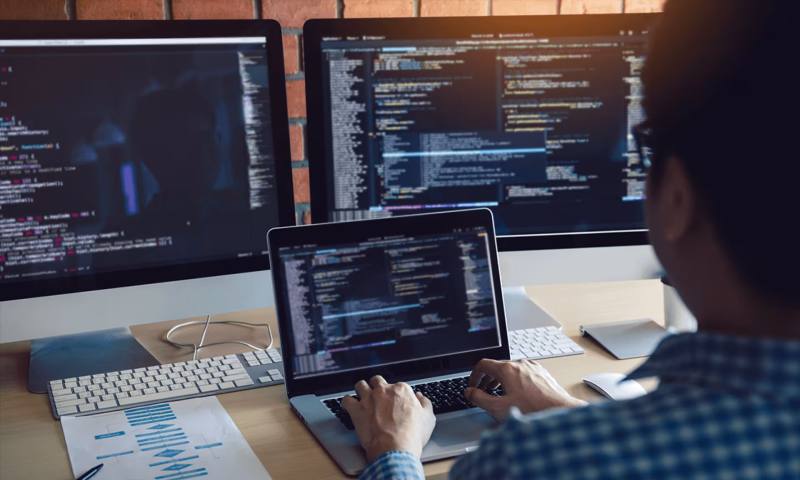 数据科学选型：R与Python如何赋能睢县网站建设？
